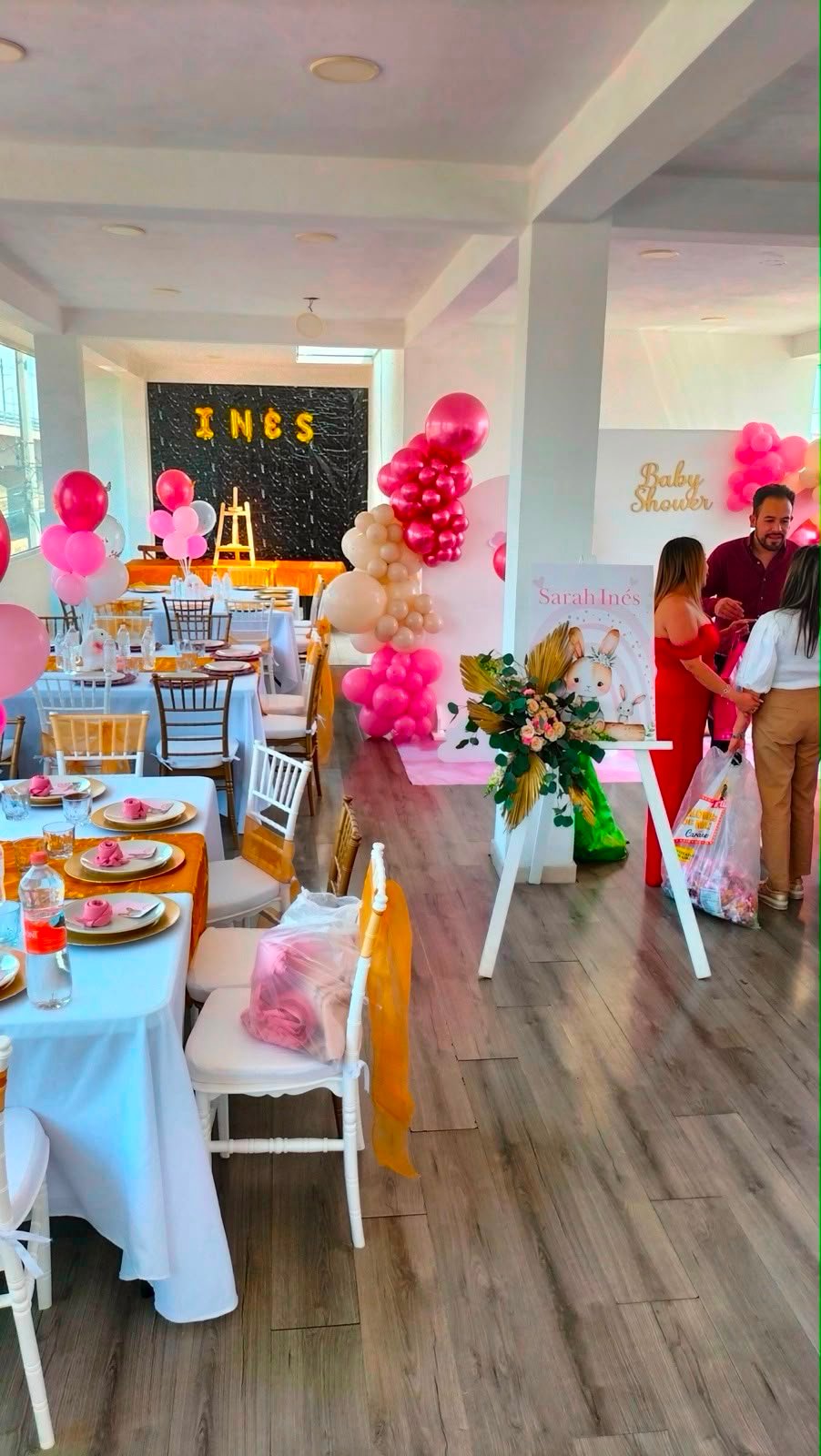 Sillas Tiffany en salón de fiestas